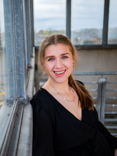 Nina Doering Professional Portrait